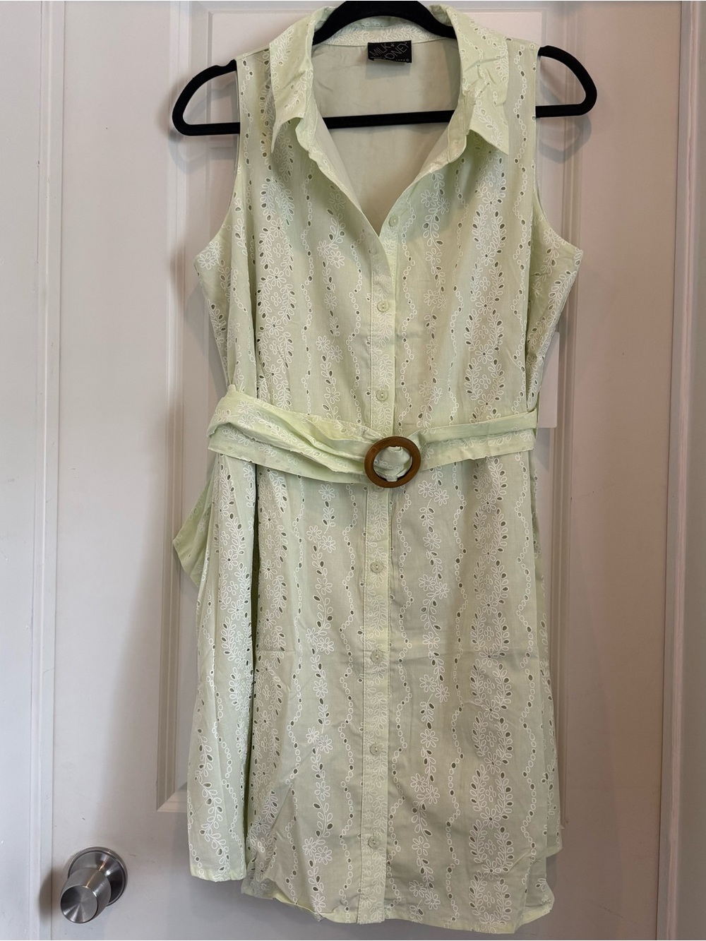 Milk & Honey Sleeveless Eyelet Shirt Dress with Belt - Light Green (Large)